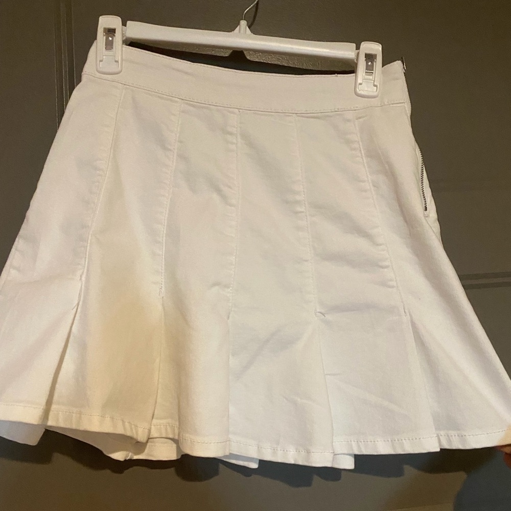 Women’s White Circle Skater Skirt - Flared Panel Design